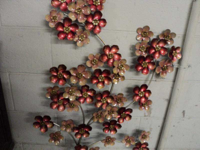 Metal flower wall hanging 35x24...