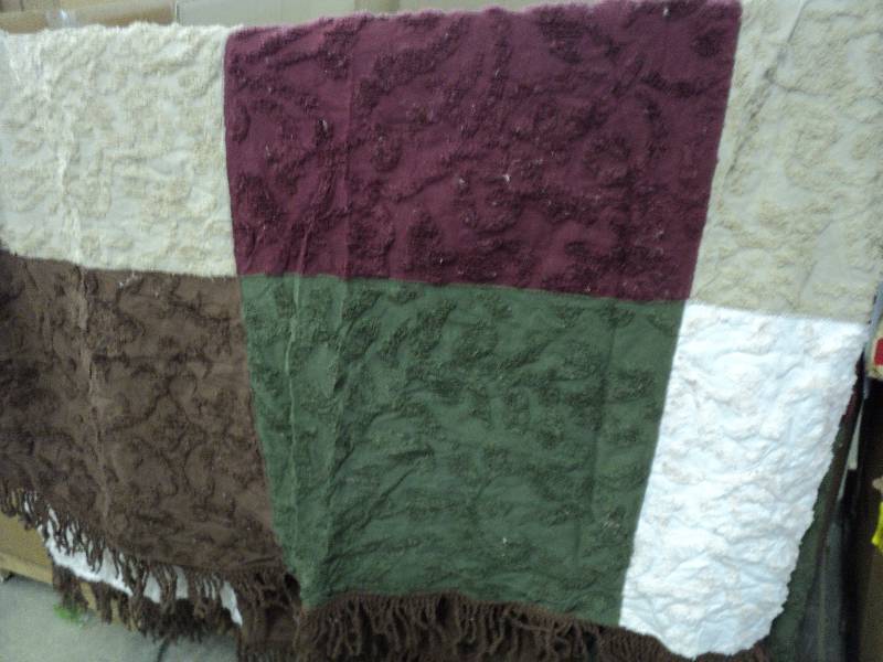 full chenille bedspread...