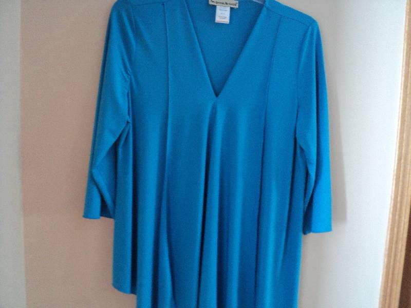 Seventh Avenue blue top size L...