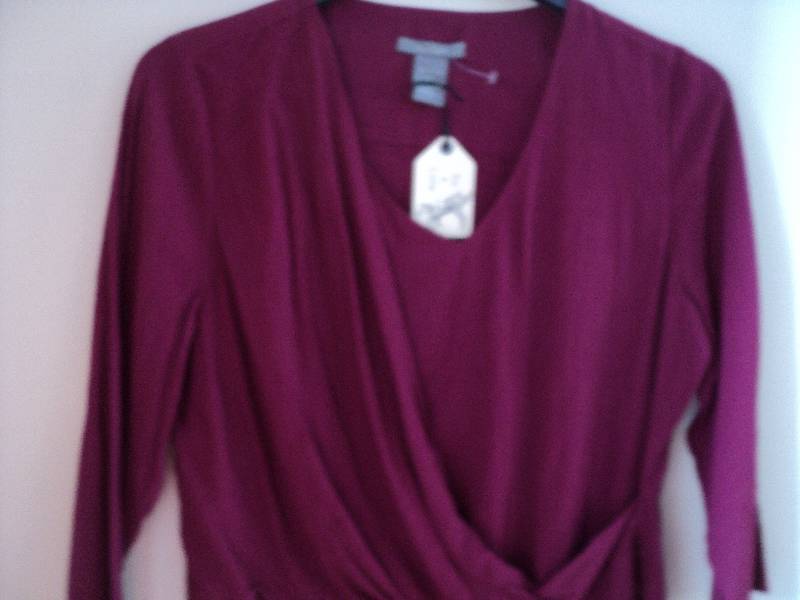 Su and Lola size L top...