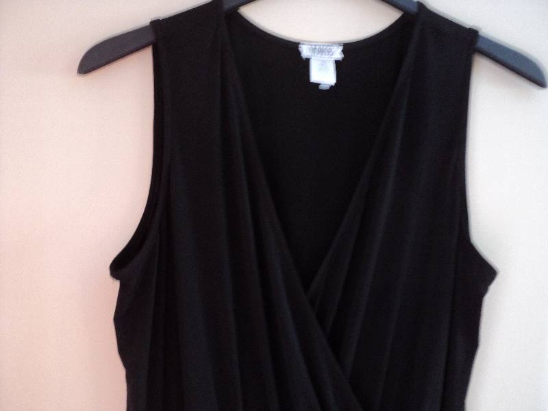 Monroe and Main black one piece pan...