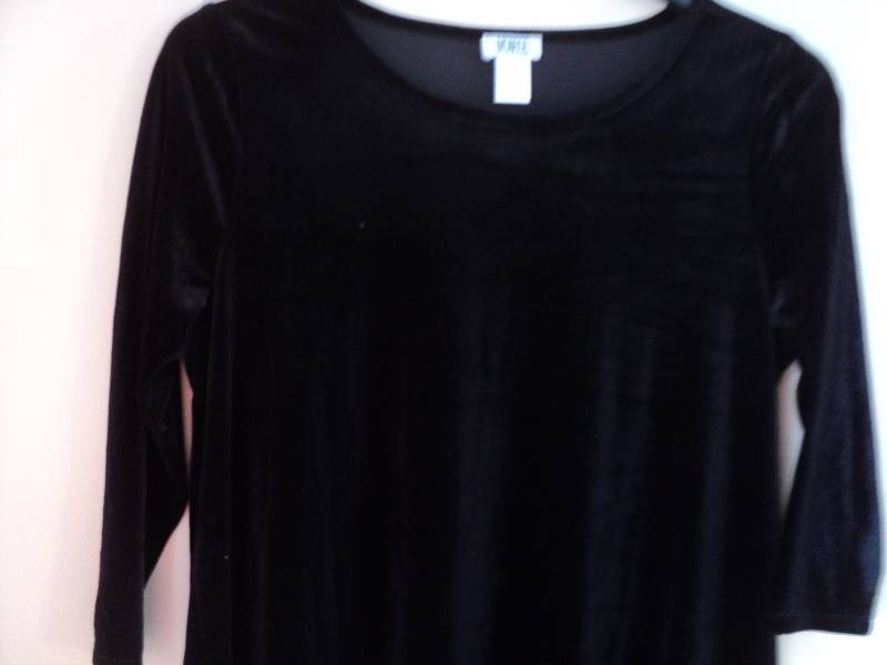 Monroe and Main black velvet dress ...