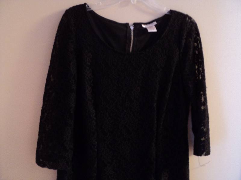 Monroe and Main black lacy dress si...