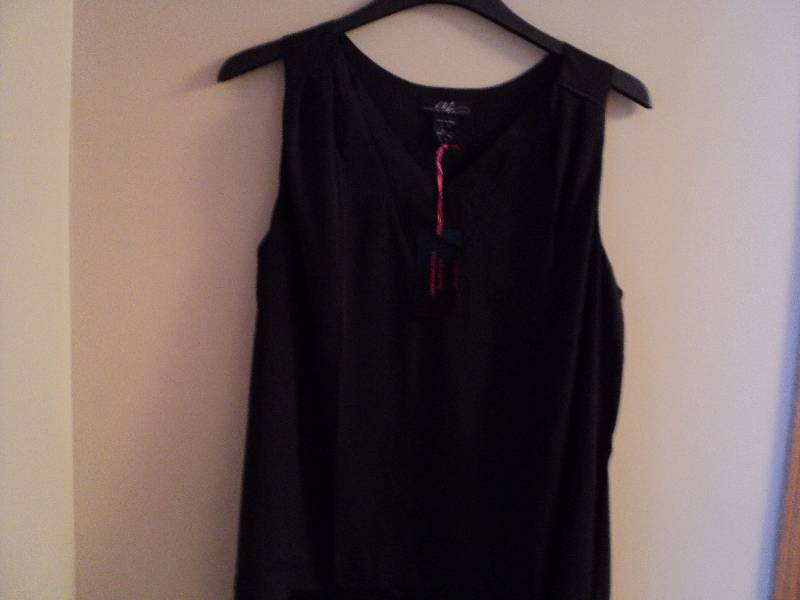 Midnight Velvet black top size 1X...
