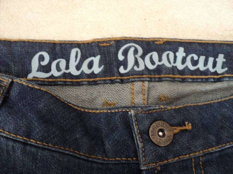 Monroe and Main Lola jeans size 16...