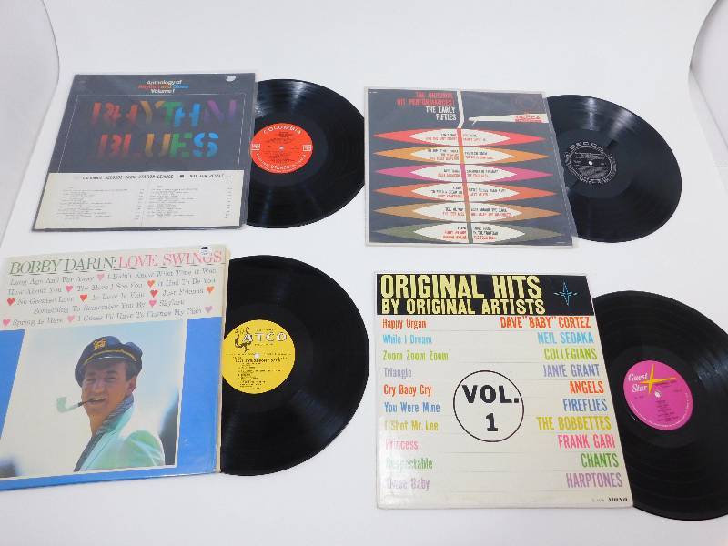 lot 9 image: 4 Albums