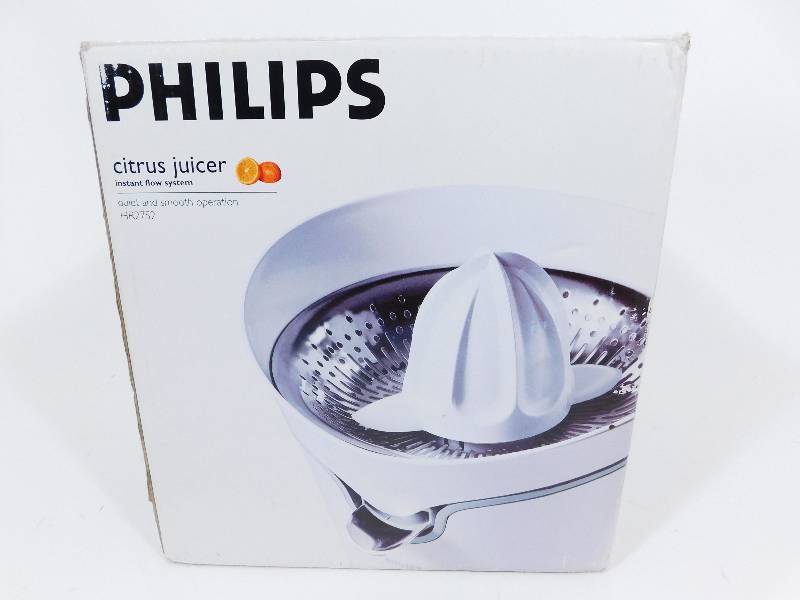 lot 18 image: New Philips Citrus Juicer