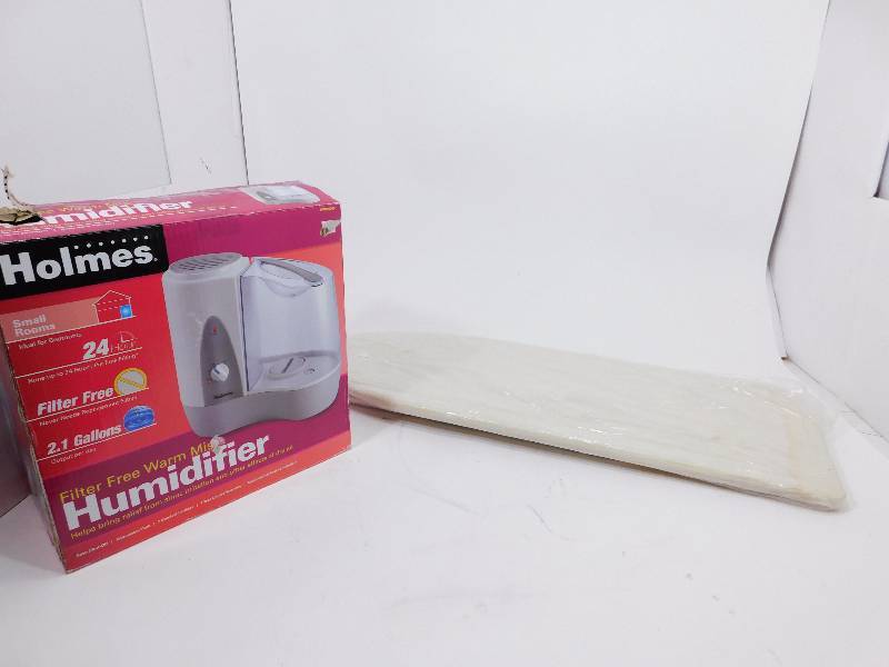 lot 66 image: Small Ironing Board New and Humidifier