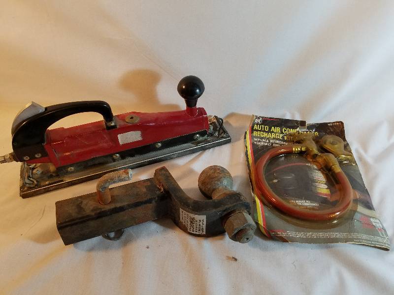 AIR LINE SANDER, TRAILER HITCH, AUTO AIR CONDITIONER CHARGER KIT