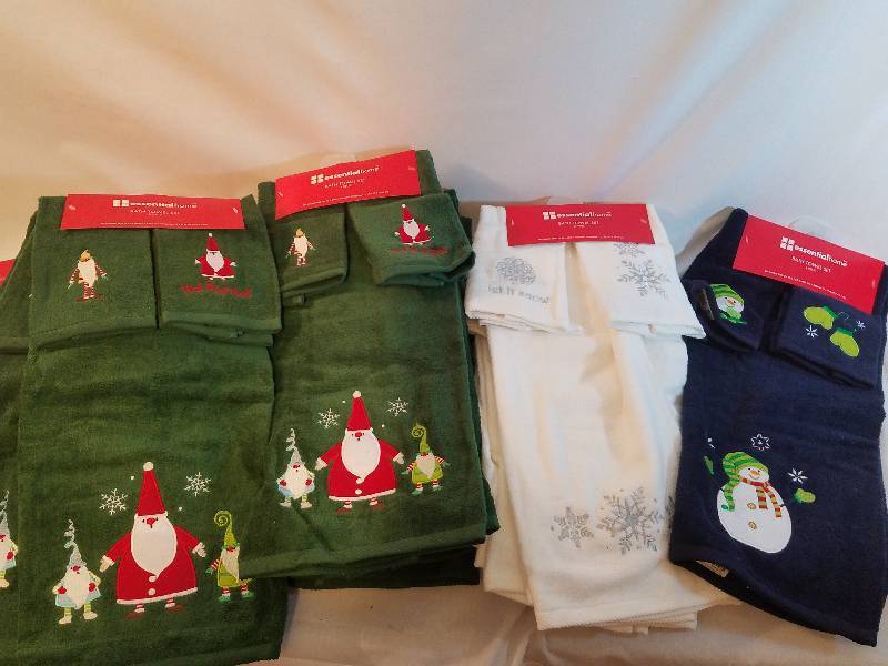 NEW HAND TOWELS AND WASHCLOTHS