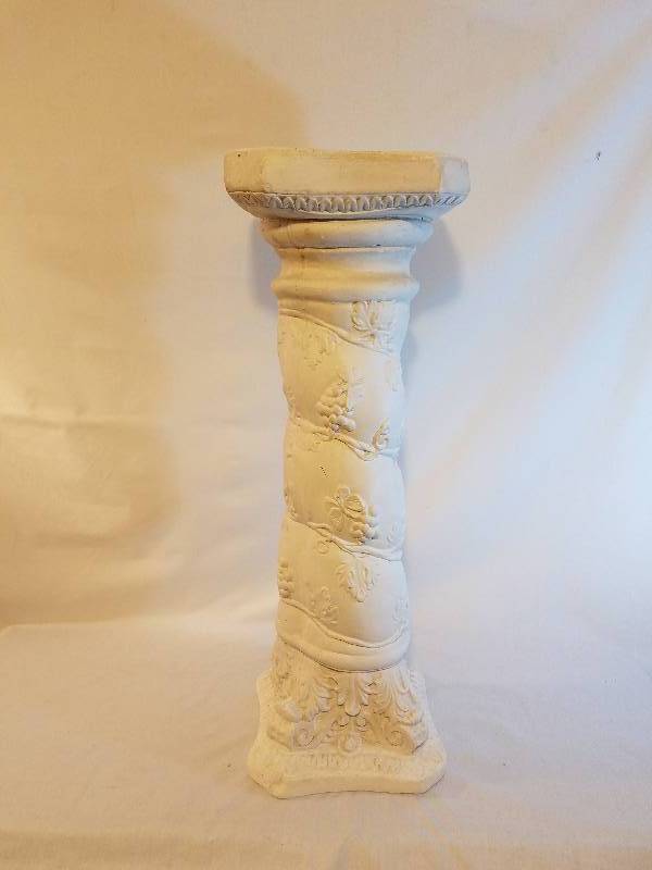 GREEK COLUMN