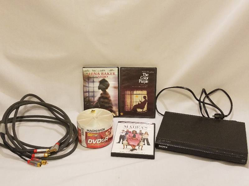 DVD PLAYER AND DVDs