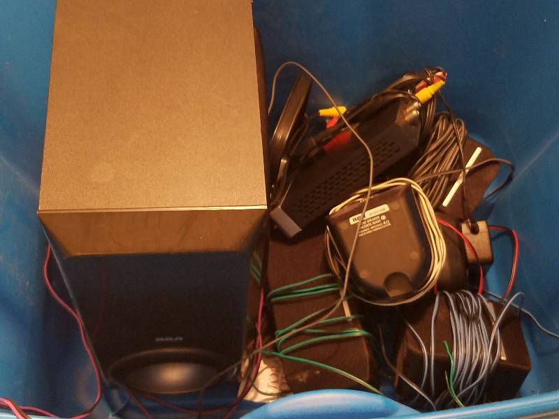 SURROUND SOUND SPEAKERS