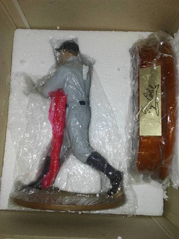 lot 17 image: Salvino Ty Cobb Figurine, Statue, COA Very RARE