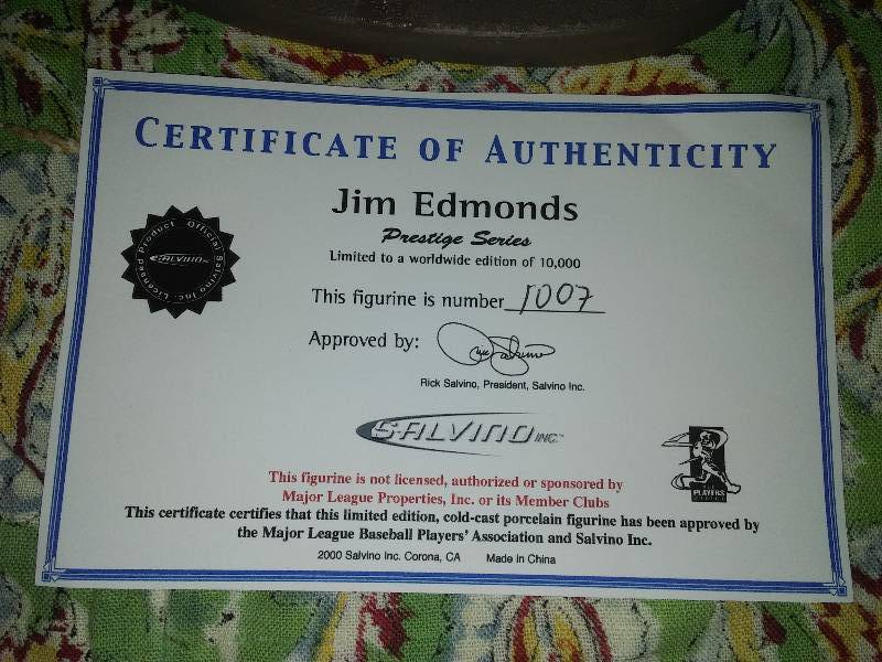 lot 20 image: Jim Edmonds Statue, Figurine Salvino, COA 1001 of 10,000