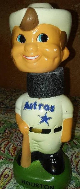lot 27 image: Houston Astros Bobblehead in Cowboy hat