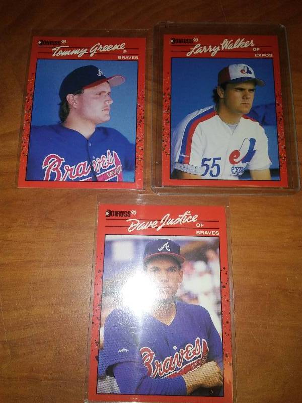 lot 73 image: 1990 N.L. MLB Donruss Rookies. Justice, Walker, Greene.