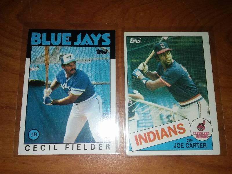 lot 89 image: Joe Carter and Cecil Fielder Rookie cards.