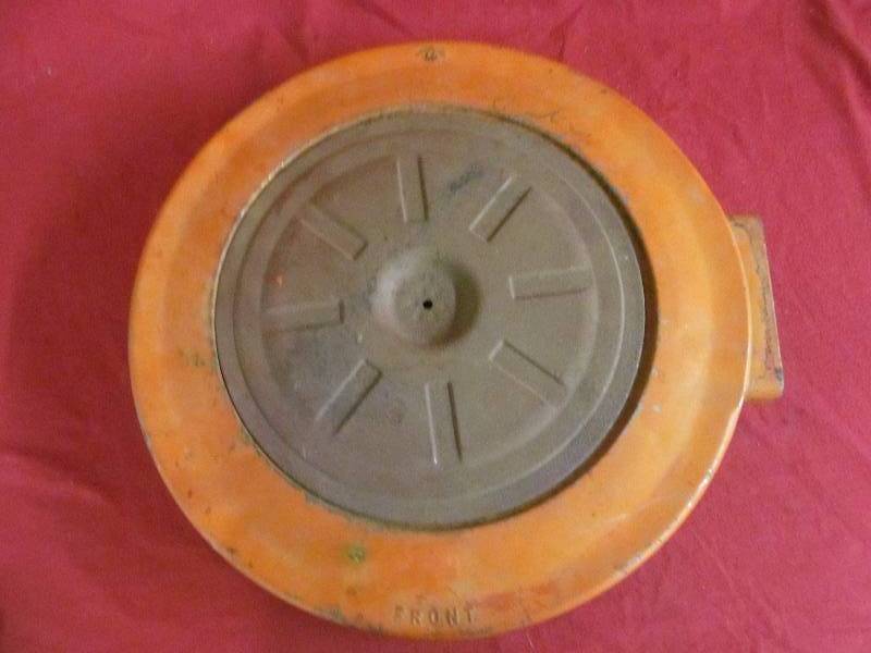 lot 112 image: vintage air cleaner