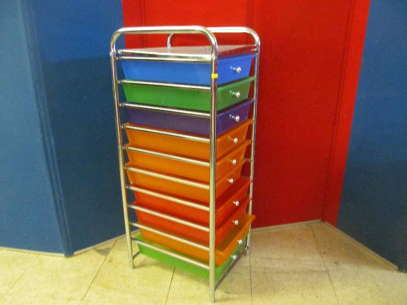lot 132 image: storage cart