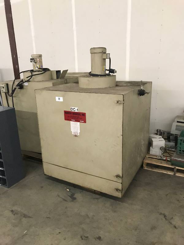 lot 8 image: DUST COLLECTOR UNIT
