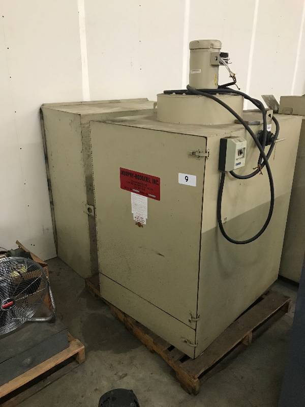 lot 9 image: DUST COLLECTOR UNIT