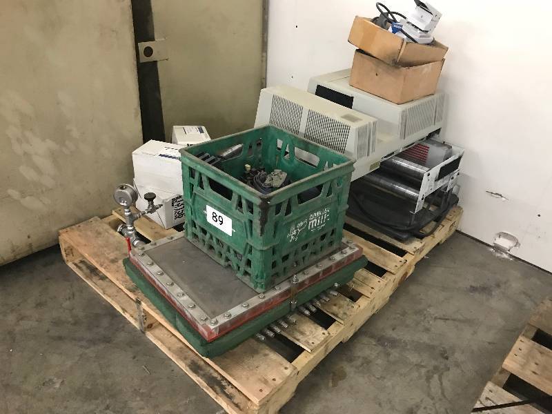 lot 89 image: PALLET LOT OF MISC.