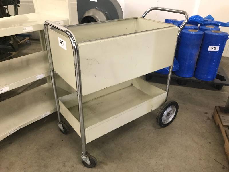 lot 99 image: ROLLING CART