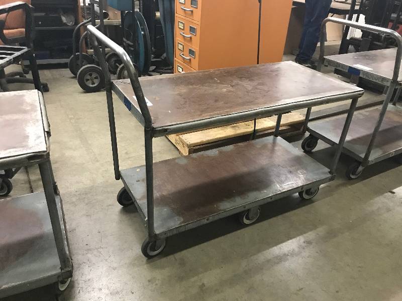 lot 120 image: METAL CART