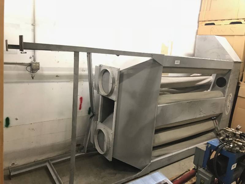 lot 140 image: LARGE DUST COLLECTOR