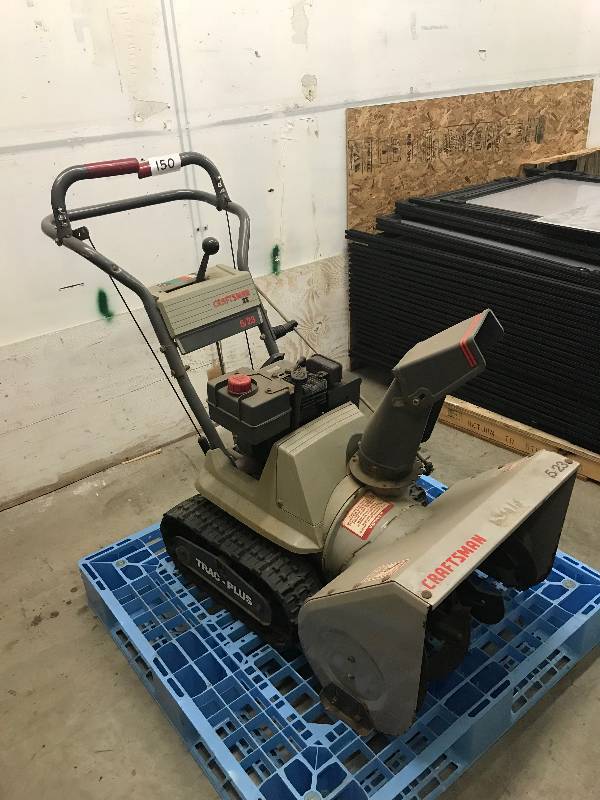 lot 150 image: SNOW BLOWER