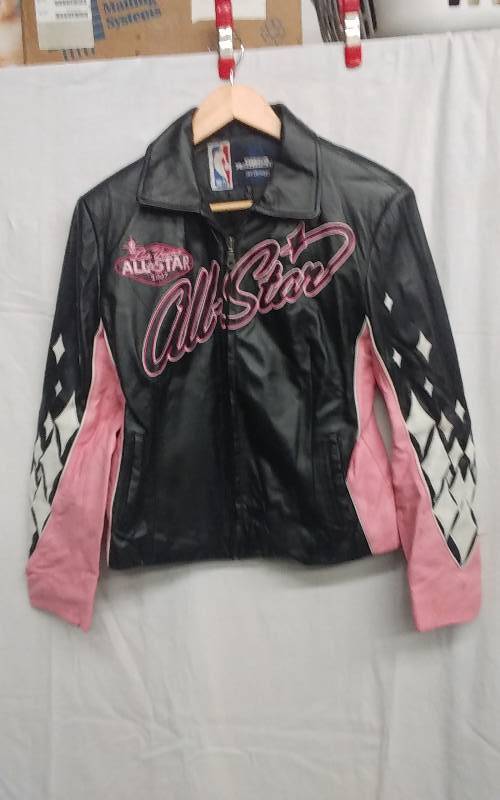 lot 31 image: Ladies NBA For Her NBA Official Merchandise 2007 Las Vegas All Stars Size M Genuine Leather