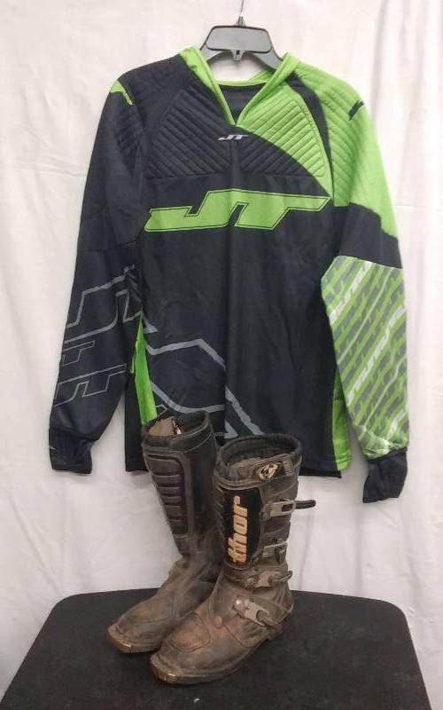 lot 42 image: Thor Dirt Bike Riding Boots #327 Size 6 (Made In Italy) & JT Padded Shirt Size SM