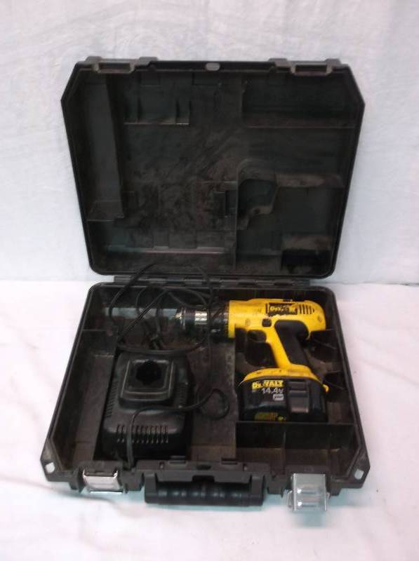 DeWalt
