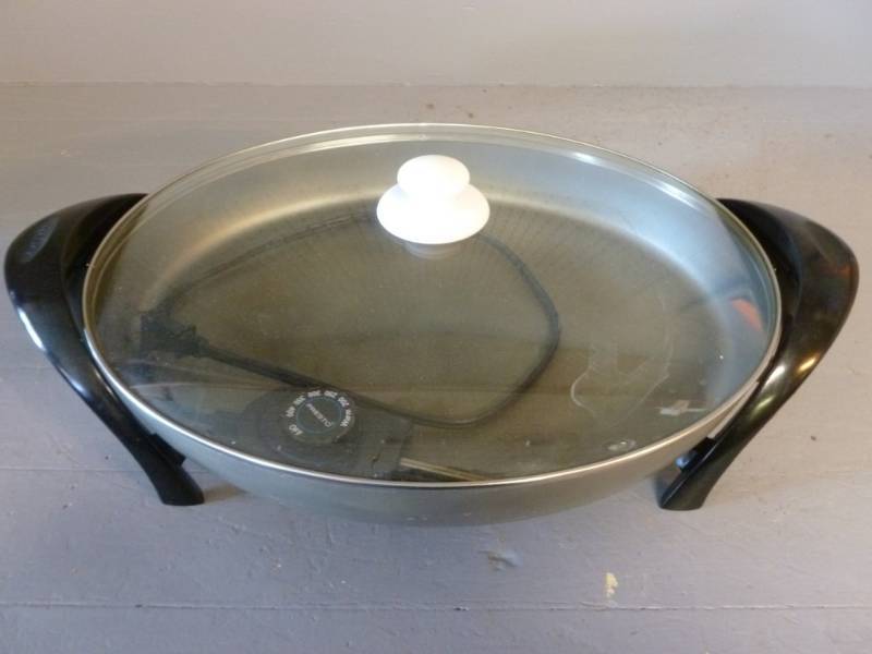 Electric Skillet
