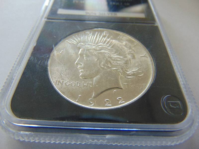 Genuine Uncirculated Peace Silver Dollar (1922)
