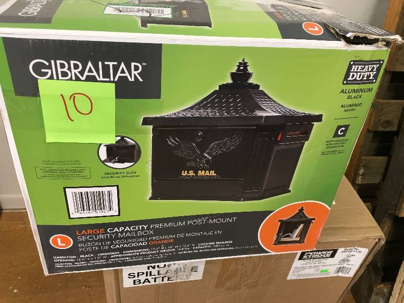 Gibraltar Mailboxes Hamilton Black Locking Aluminum Large Post-Mount Mailbox not used