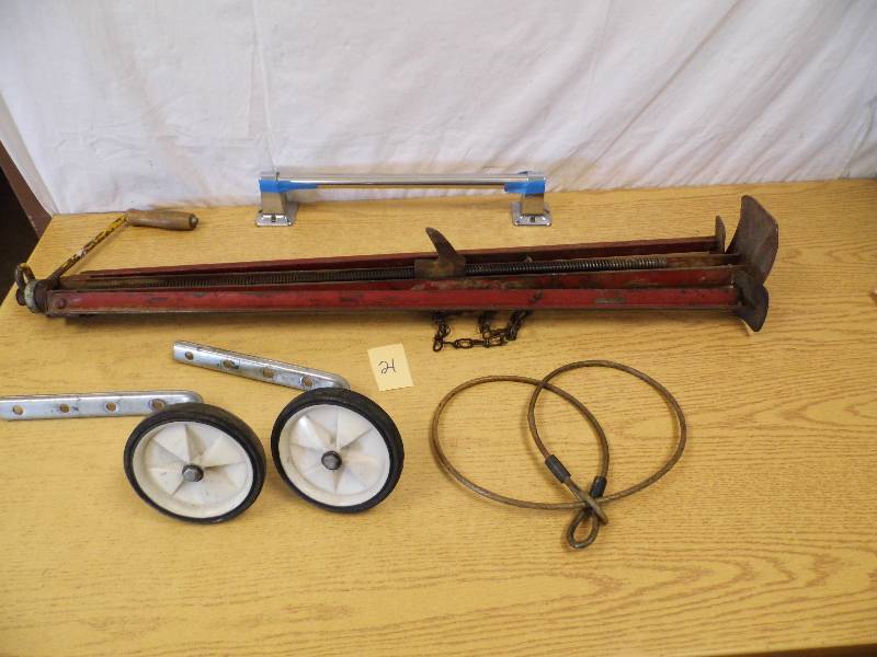 Jack - Training Wheels - Towel Bar