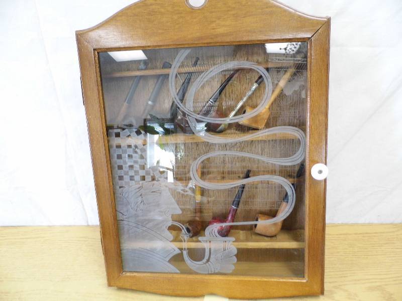 Pipes w Cabinet