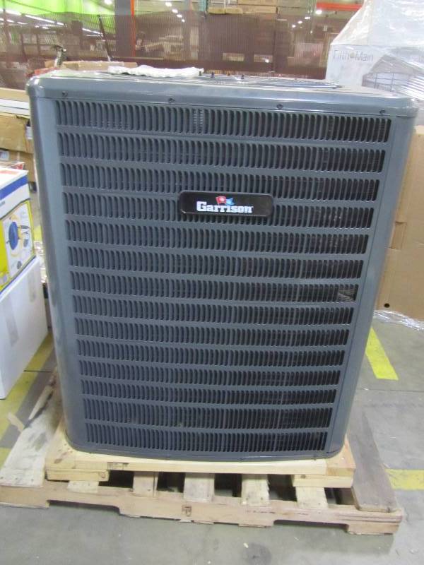 lot 33 image: goodman gsz140421kd heatpump 3.5ton