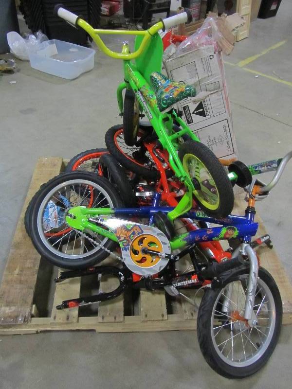 lot 70 image: AS-IS pallet of kids bikes
