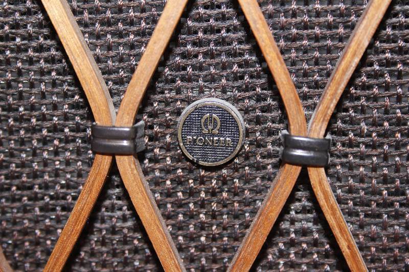 lot 1 image: Vintage Pioneer C-88 Awesome speakers Real wood Cabinets the way speakers should be made