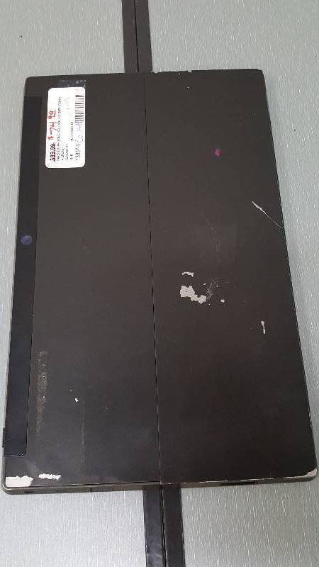 FOR PARTS  AS-IS Microsoft Surface RT Tablet