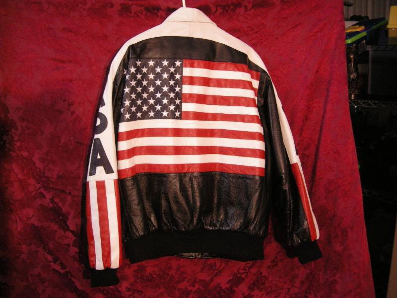 lot 11 image: USA XL Leather Jacket, Like New