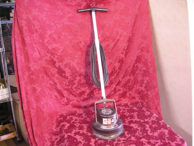 lot 55 image: Oreck Orbiter Ultra Floor PolisherScrubber