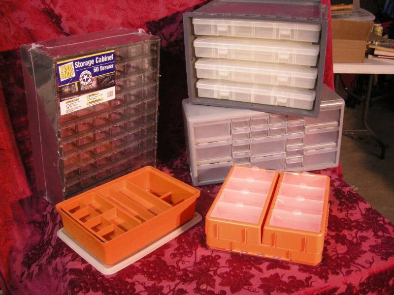 lot 119 image: Organizer Bins