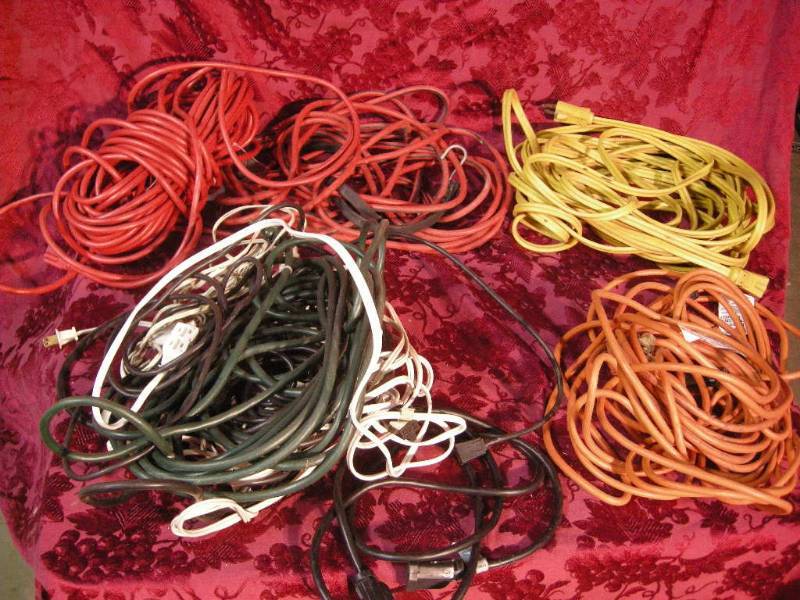 lot 126 image: Extension Cords