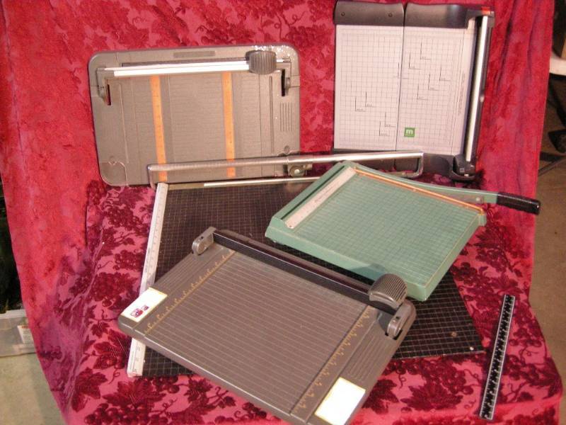 lot 137 image: PaperMatt Cutters, Trimmers