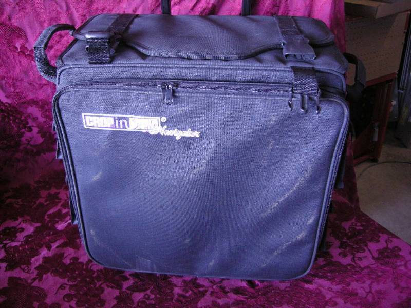 lot 144 image: Crop-in-Style Navigator Portable Crafts Tote