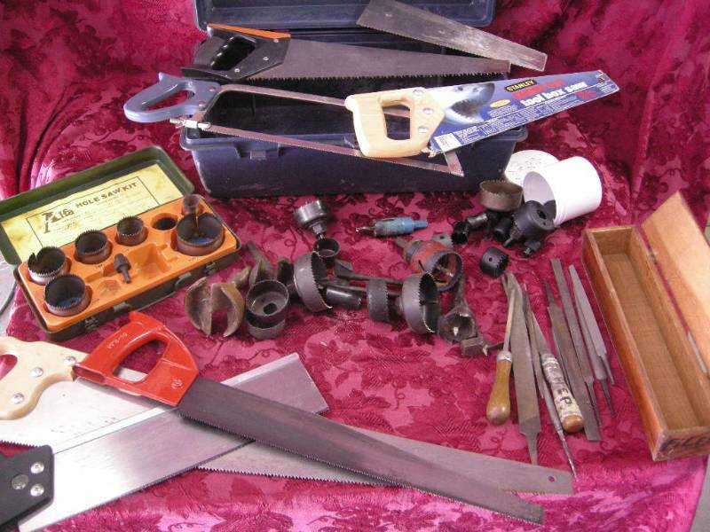 lot 151 image: Hole saws, Files, Saws